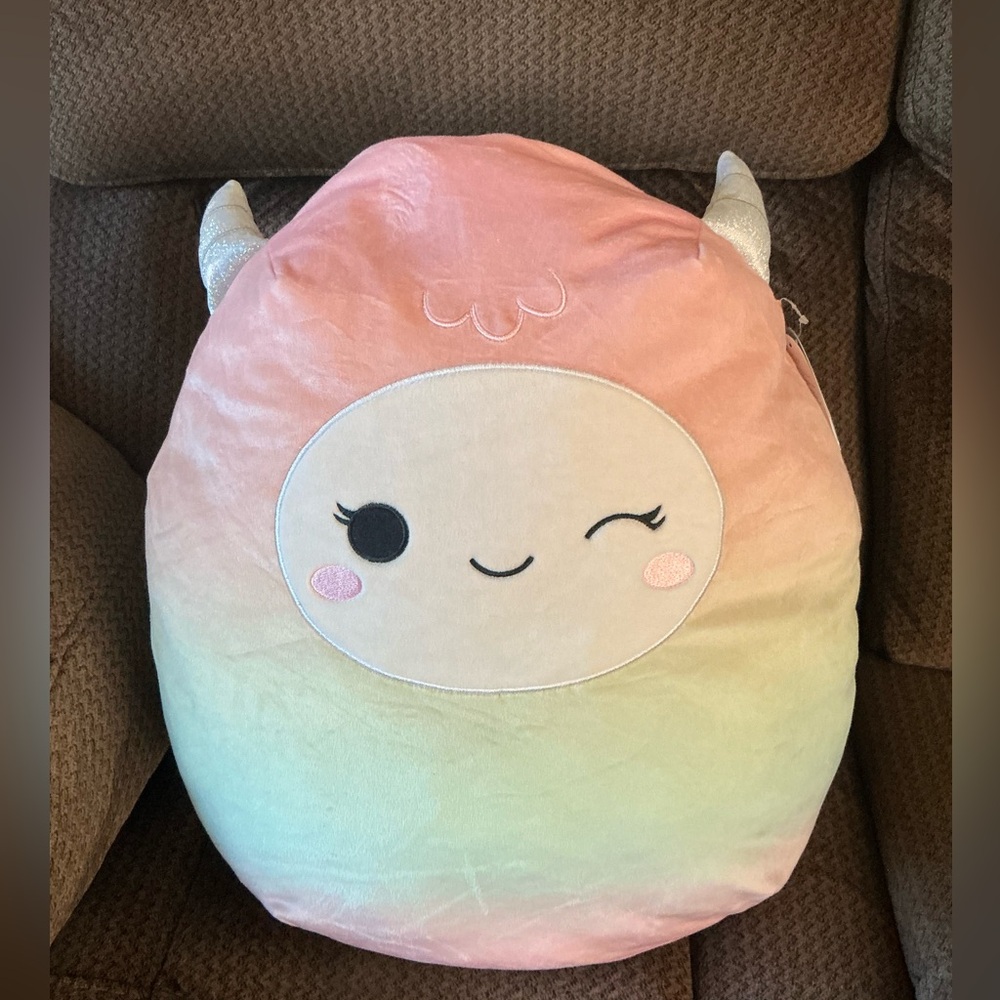 Squishmallows YARA rainbow YETI,  Cute, Fun, 18” with tags